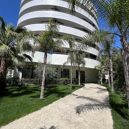 Apartment Seafront @ White Hill