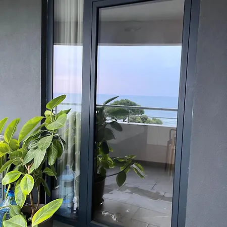 Seafront @ White Hill Apartment Durres