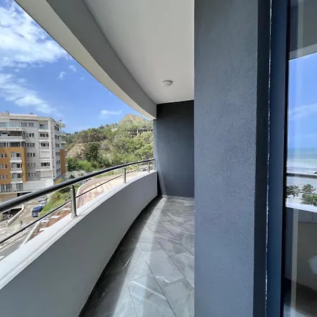 Apartment Seafront @ White Hill